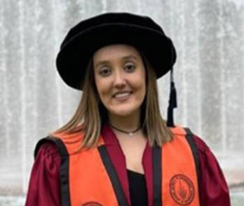 Dr Daniella  Teles Amaral