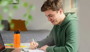 IIE Bachelor of Accounting – (Online)
