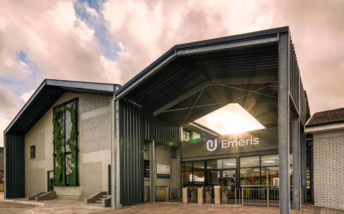 emeris-exterior.jpg