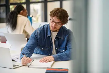 IIE Postgraduate Diploma in Management - (Online)