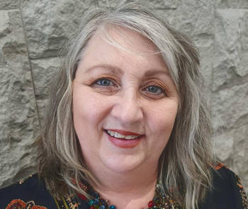 Dr  Marizanne  Grundlingh